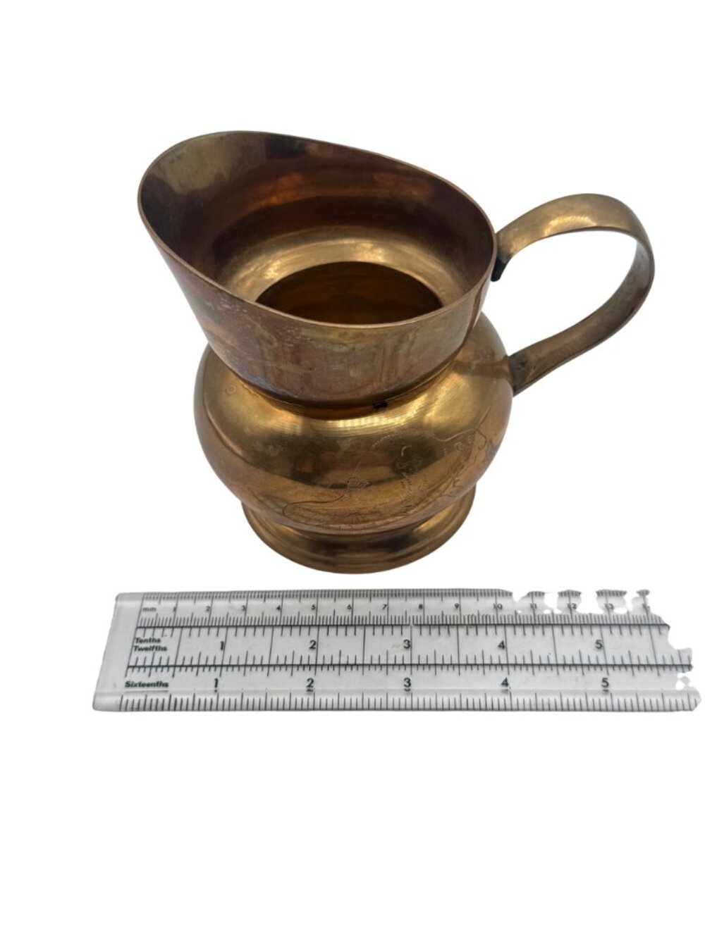 Vintage Hudson Bay Brass Pitcher 4.5" Tall Etched Beaver Design 1970s Decorative - Picture 10 of 11